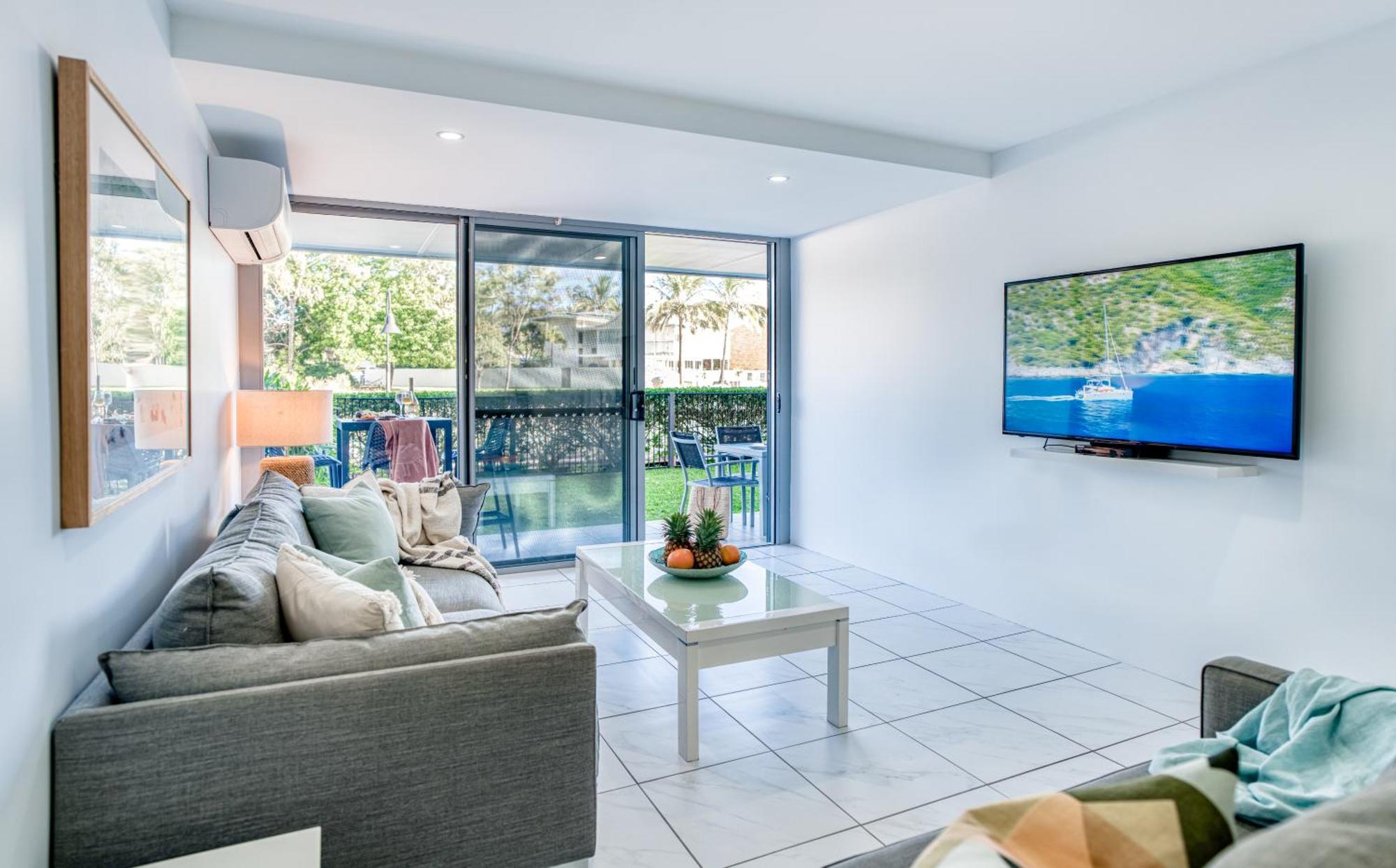 Jacaranda Noosa Aparthotel Exterior photo