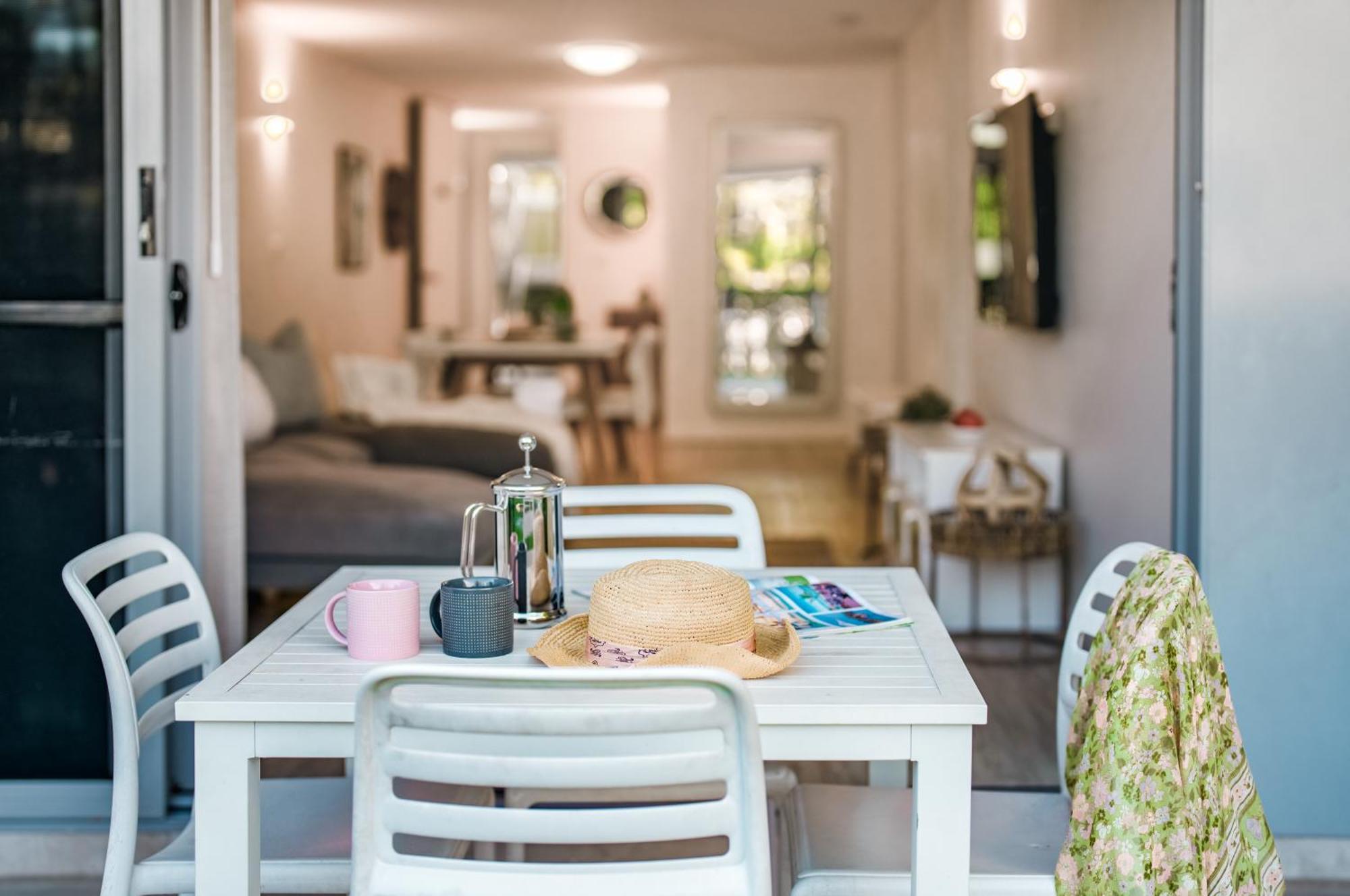 Jacaranda Noosa Aparthotel Exterior photo